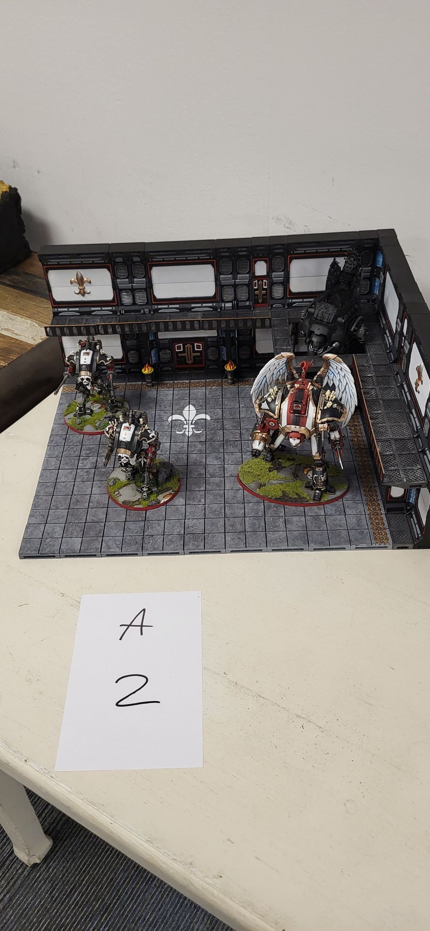 Sister Knights van Loes