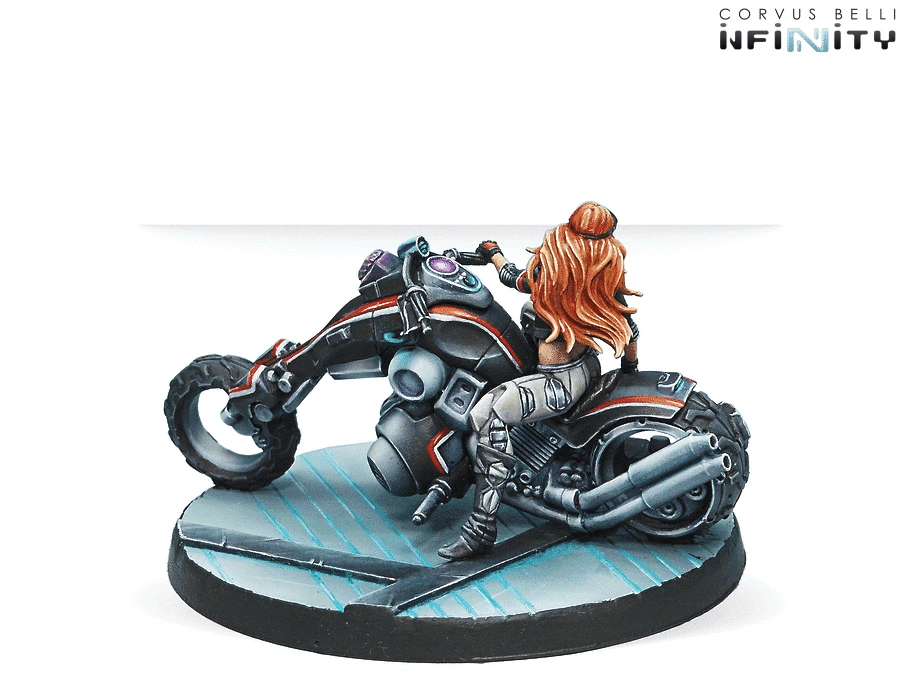 penthesilea-amazon-biker-special-edition-3.webp